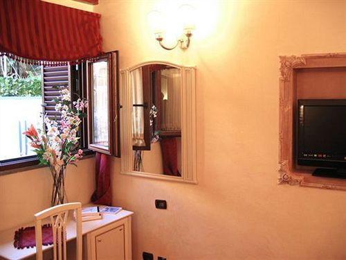 Sweet Dream Trevi Bed and breakfast 4*