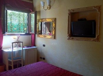 Sweet Dream Trevi 4*