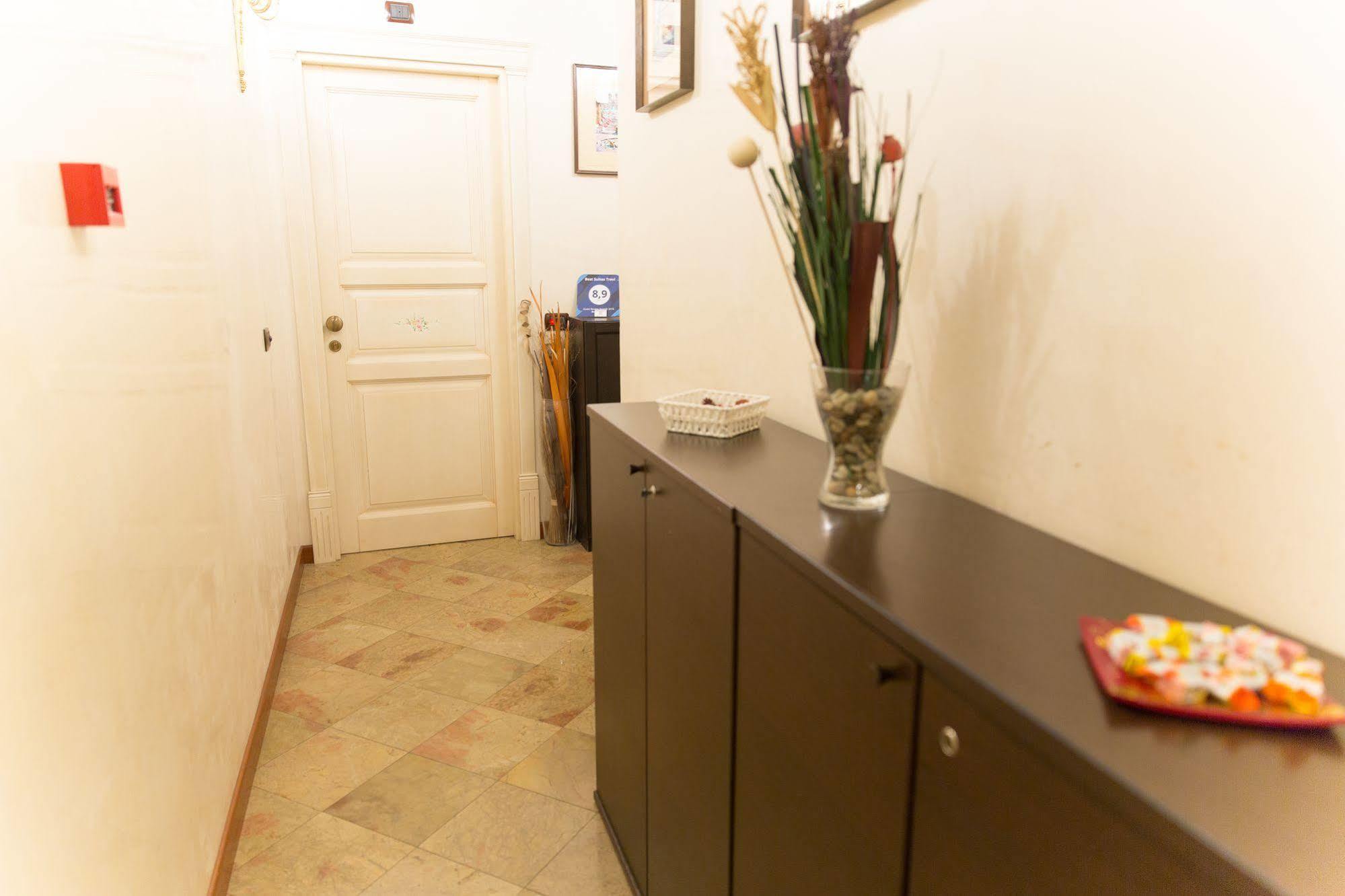 Sweet Dream Trevi Bed & Breakfast 4*